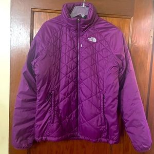 Women’s north face jacket.